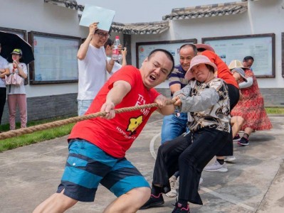 江南体育-双方你来我往，场上纷争激烈非凡
